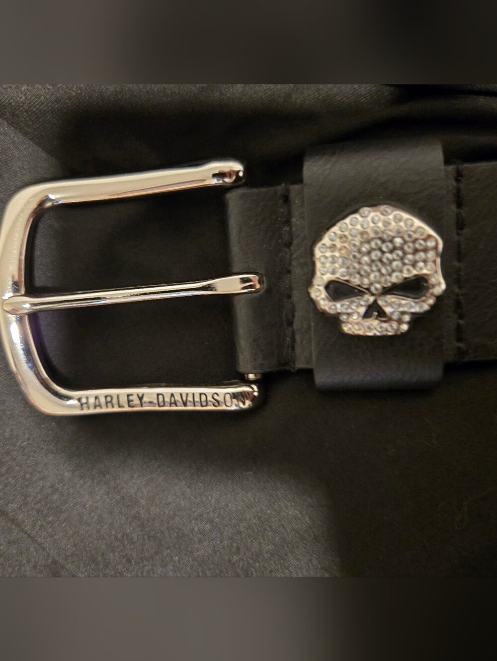 Harley-Davidson Black Leather Belt with Silver Skull Stud and Polished Buckle